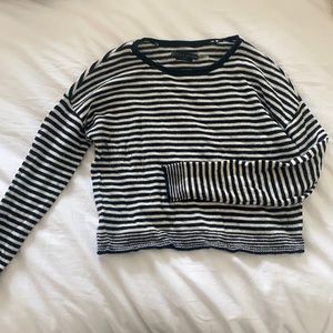 Alice + Olivia cropped knit sweater